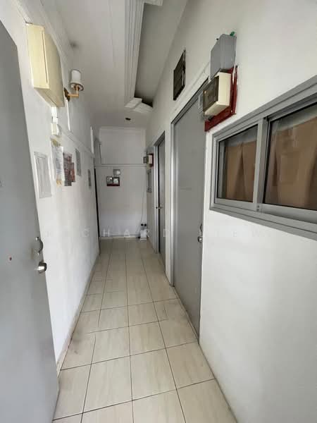 1-storey Terraced House for Sale in SS2 (Petaling Jaya) - Richard Liew - Corridor - PropertyGuru.com.my