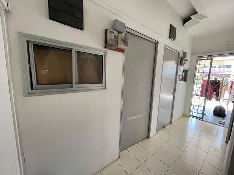 1-storey Terraced House for Sale in SS2 (Petaling Jaya) - Richard Liew - Corridor - PropertyGuru.com.my