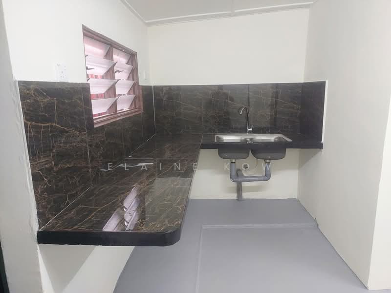 Rumah Teres 1 Tingkat untuk Disewa di Seksyen 8 (Petaling Jaya) - Elaine Kow - PropertyGuru.com.my