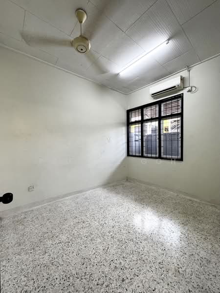 1-storey Terraced House for Sale in Taman Daya (Johor Bahru) - Pauline Goh - PropertyGuru.com.my