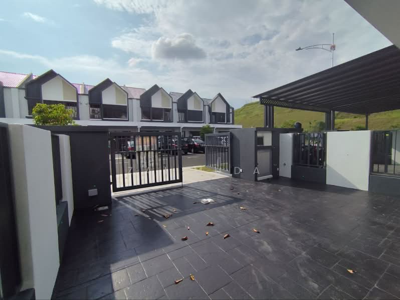 2-storey Terraced House for Rent in Dengkil (Selangor) - Zai Muda - PropertyGuru.com.my