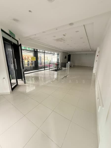 Retail Space for Rent in Bangi Sentral (Bandar Baru Bangi) - Kevin Dass - Interior - PropertyGuru.com.my