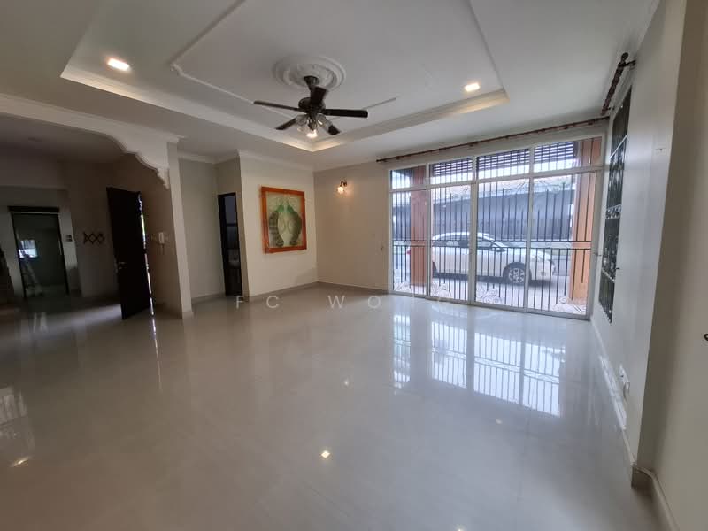 Bungalow for Rent in Taman Yarl (Jalan Klang Lama (Old Klang Road)) - FC Wong - Living Room - PropertyGuru.com.my