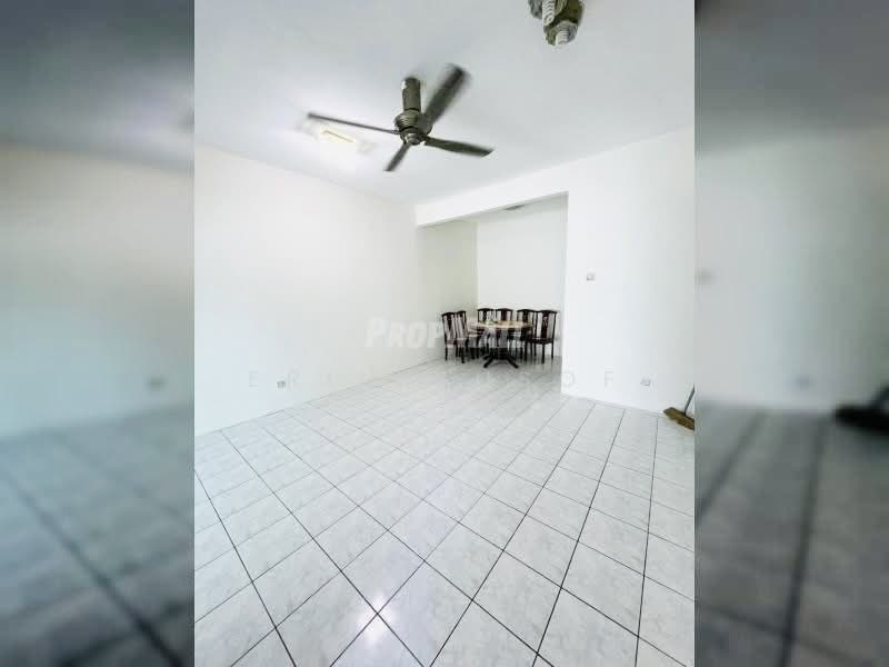 Rumah Teres 2 Tingkat untuk Disewa di Bandar Tasik Kesuma (Beranang) - Erin Yusof - Dining Room - PropertyGuru.com.my