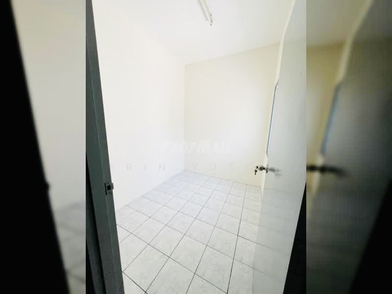 Rumah Teres 2 Tingkat untuk Disewa di Bandar Tasik Kesuma (Beranang) - Erin Yusof - Interior - PropertyGuru.com.my