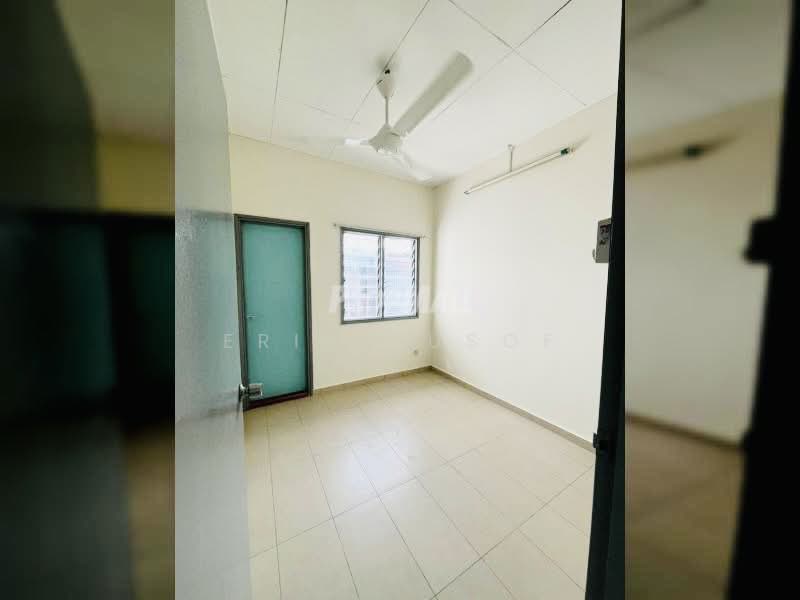 Rumah Teres 2 Tingkat untuk Disewa di Bandar Tasik Kesuma (Beranang) - Erin Yusof - Interior - PropertyGuru.com.my