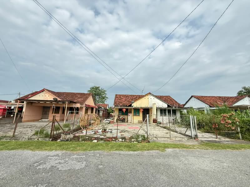 Cluster House for Sale in Ipoh (Perak) - Ainsley Thong - Exterior - PropertyGuru.com.my