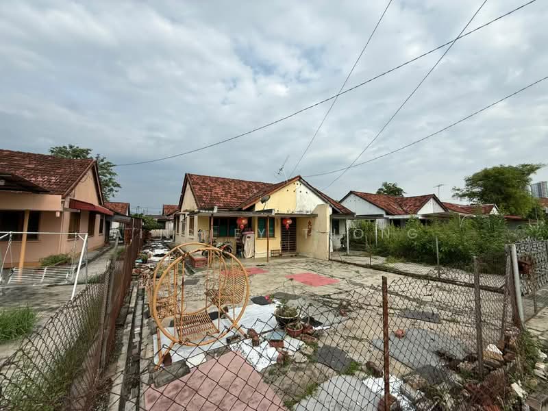 Cluster House for Sale in Ipoh (Perak) - Ainsley Thong - Exterior - PropertyGuru.com.my