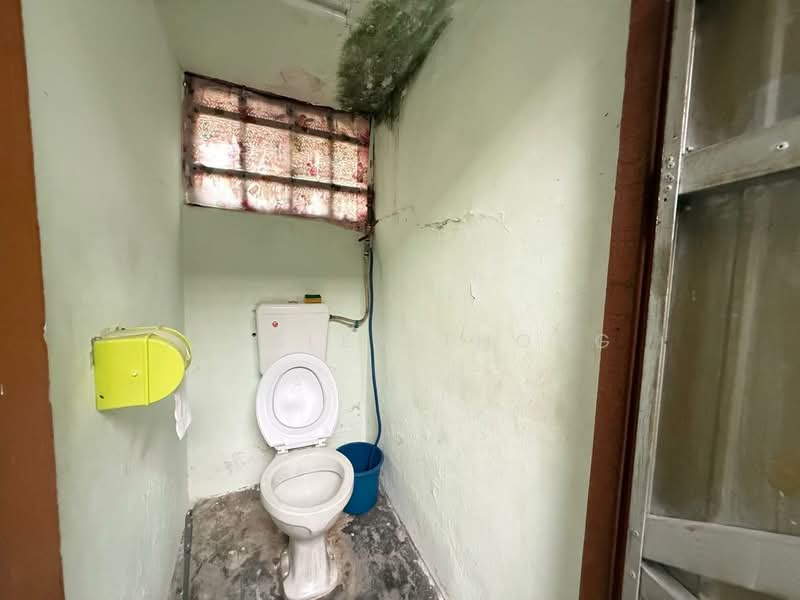 Cluster House for Sale in Ipoh (Perak) - Ainsley Thong - Bathroom - PropertyGuru.com.my