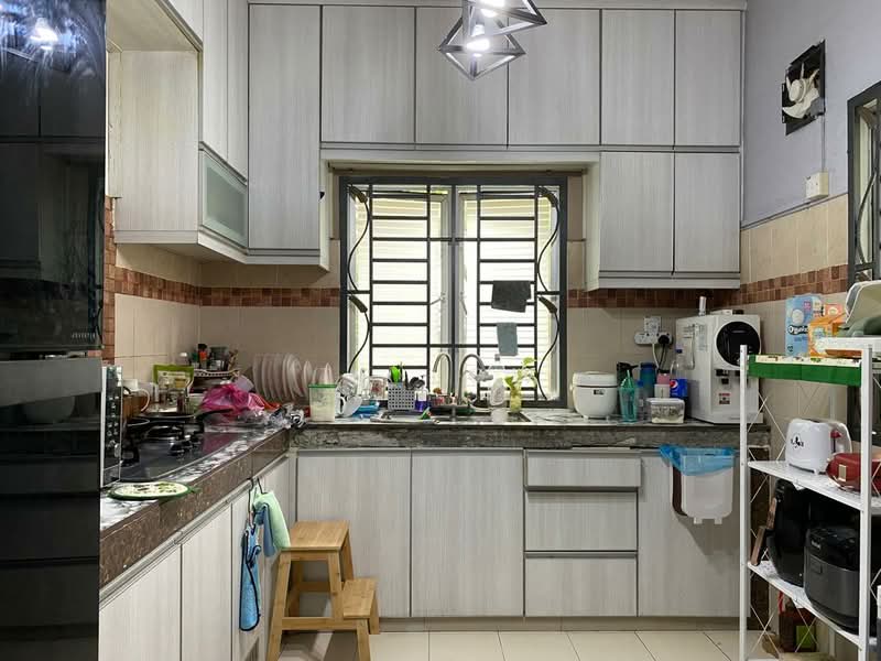 2-storey Terraced House for Sale in U12, Taman Cahaya Alam (Shah Alam) - TS Low - Kitchen - PropertyGuru.com.my