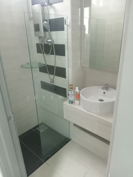 Service Residence for Rent at D'Summit Residences - Jessy Poon - PropertyGuru.com.my
