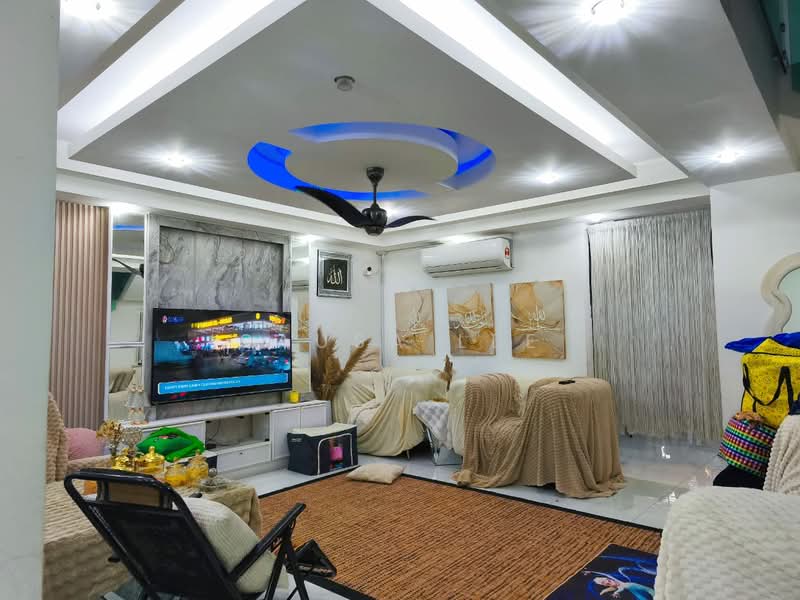 Rumah Teres 2 Tingkat untuk Dijual di Taman Megah Ria (Masai) - Sausa Lee - Living Room - PropertyGuru.com.my