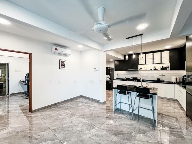 Rumah Teres 2 Tingkat untuk Dijual di Taman Bukit Saga (Shah Alam) - Sa'a Nordin - Kitchen - PropertyGuru.com.my