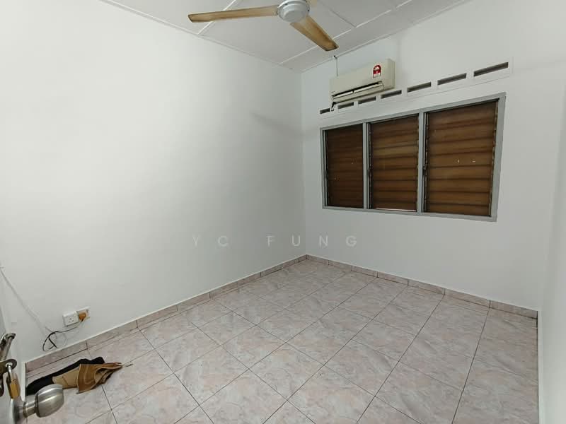1-storey Terraced House for Rent in Taman Pelangi (Johor Bahru) - YC Fung - Interior - PropertyGuru.com.my