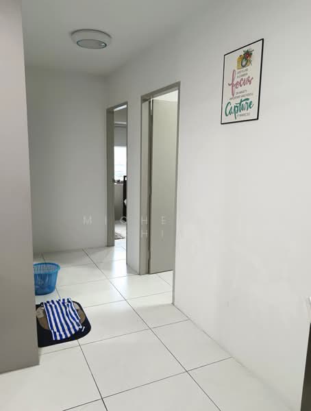 Pangsapuri untuk Disewa di Woodsland Park - Michelle Chia - Corridor - PropertyGuru.com.my