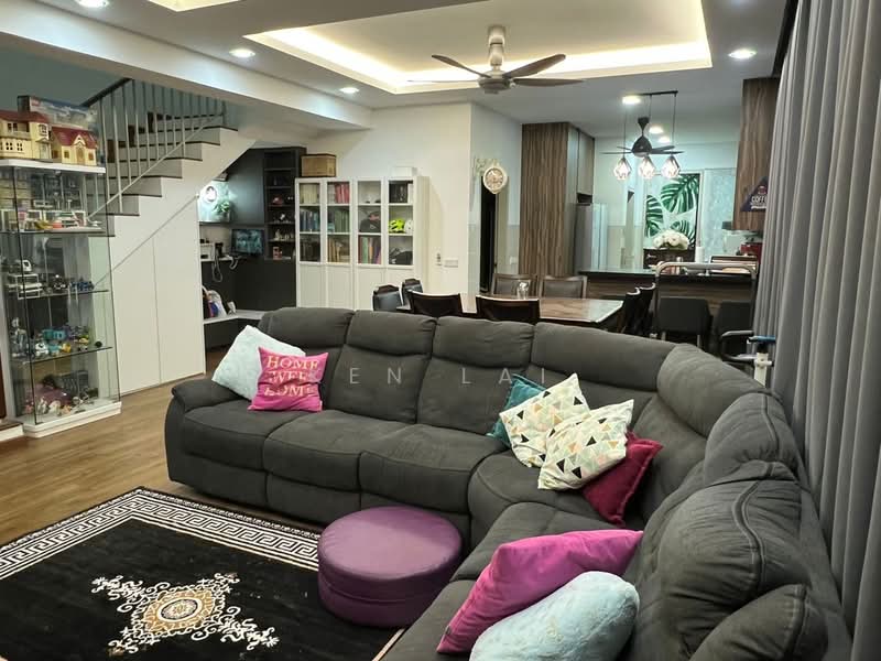 Rumah Teres 2 Tingkat untuk Dijual di Denai Alam (Shah Alam) - Ken Lai - Living Room - PropertyGuru.com.my