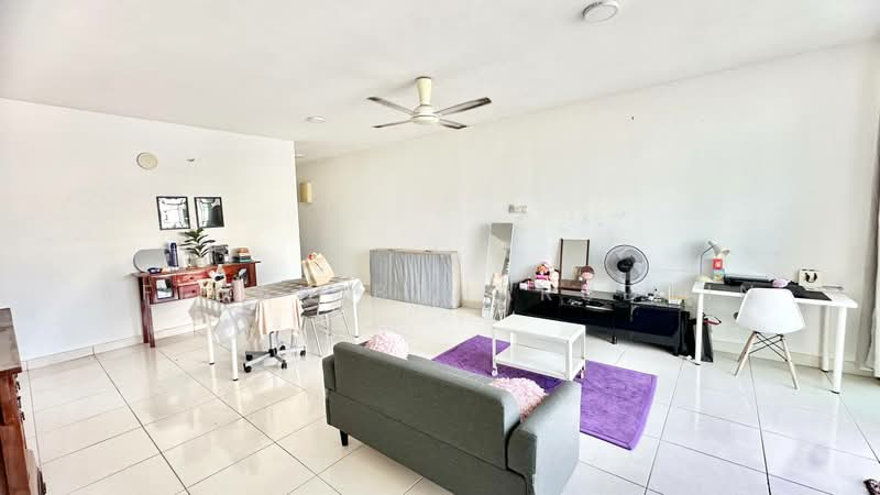 Kondominium untuk Dijual di Puncak 7 - Afiqah Baharuddin - Living Room - PropertyGuru.com.my