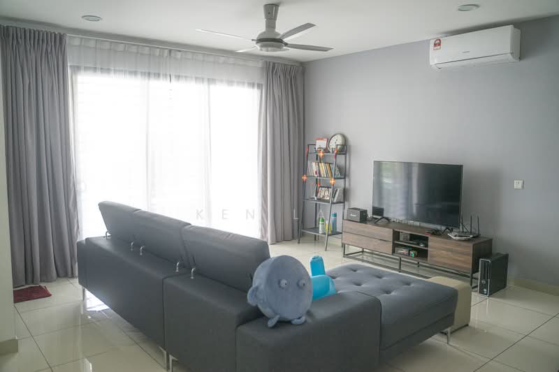 Rumah Teres 2 Tingkat untuk Dijual di Denai Alam (Shah Alam) - Ken Lai - Living Room - PropertyGuru.com.my