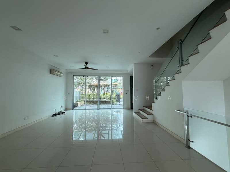 3.5-storey Terraced House for Rent in Taman Segambut (Jalan Kuching) - Crystal Chua - Living Room - PropertyGuru.com.my