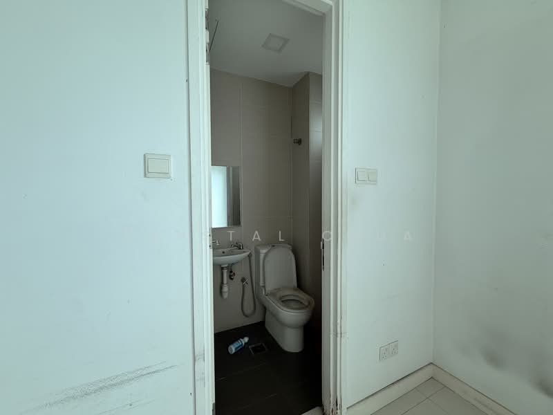 3.5-storey Terraced House for Rent in Taman Segambut (Jalan Kuching) - Crystal Chua - Powder Room - PropertyGuru.com.my