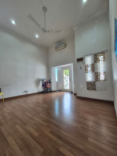 Rumah Teres 1.5 Tingkat untuk Dijual di Usj 11 (Subang Jaya) - Soh Ping - Living Room - PropertyGuru.com.my