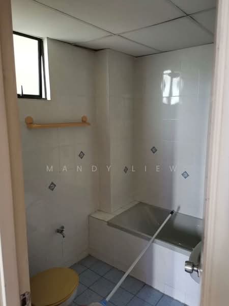 Kondominium untuk Dijual di Villa Angsana - Mandy Liew - Bathroom - PropertyGuru.com.my
