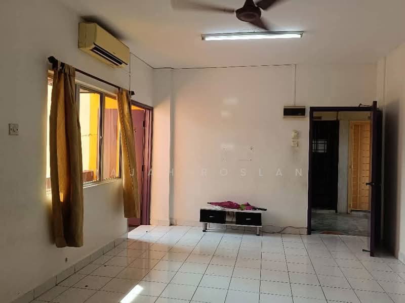 Apartment for Rent at Pangsapuri Sri Kemuning - Najah Roslan - PropertyGuru.com.my