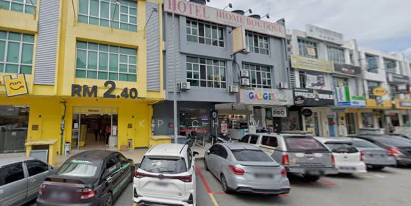 Kedai / Pejabat untuk Disewa di Taman Sri Serdang (Seri Kembangan) - KP Chew - Exterior - PropertyGuru.com.my