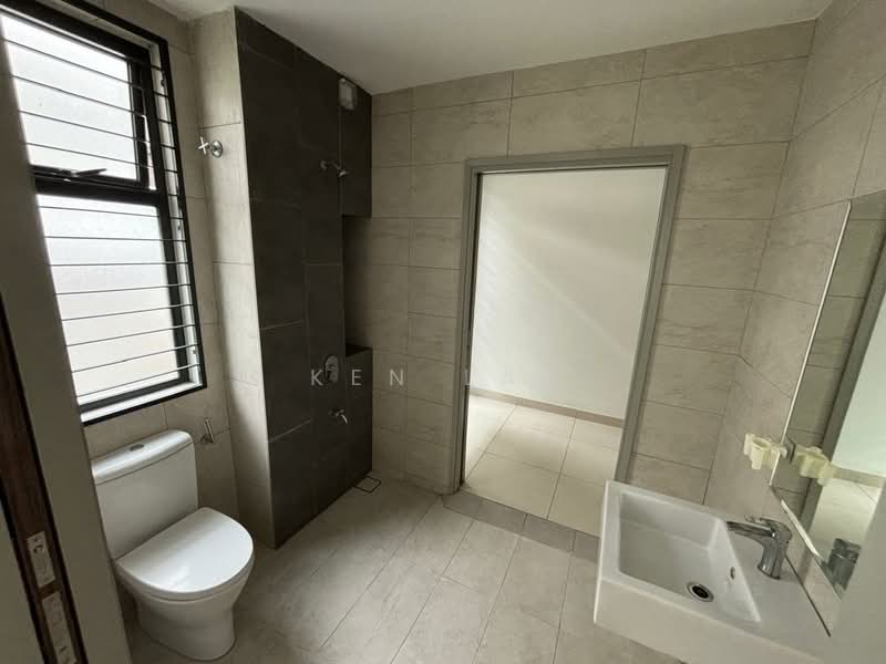 Rumah Teres untuk Dijual di Elmina (Shah Alam) - Ken Lai - Bathroom - PropertyGuru.com.my