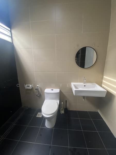 2-storey Terraced House for Rent in Klang (Selangor) - Chee Wye Kok - Bathroom - PropertyGuru.com.my