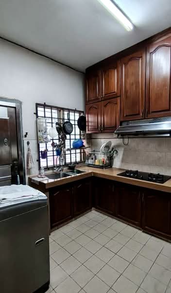 Rumah Teres 2 Tingkat untuk Dijual di Taman Puncak Jalil (Seri Kembangan) - Fauran Nawawi - PropertyGuru.com.my