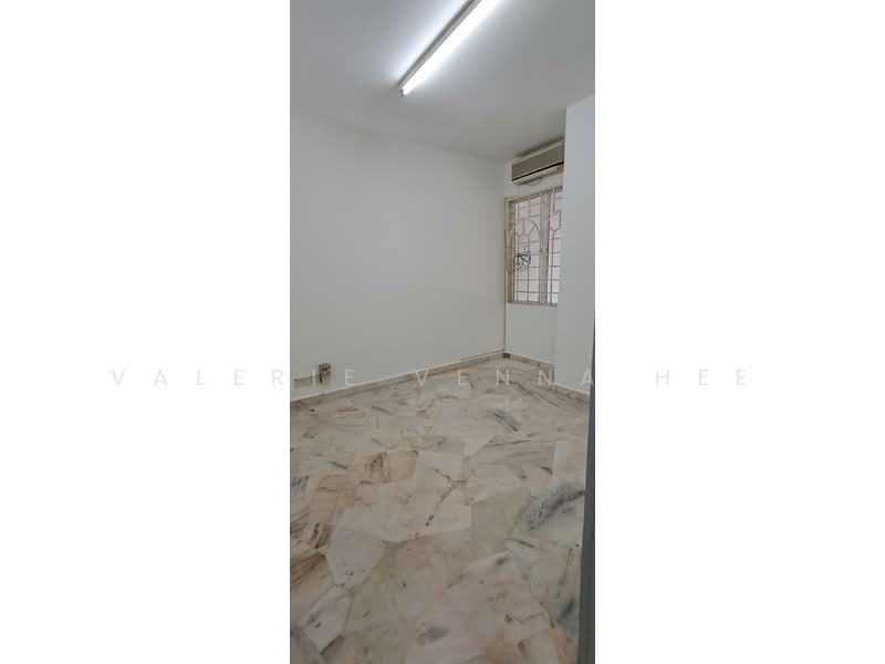 Rumah Teres 2 Tingkat untuk Dijual di Taman Wawasan (Puchong) - Valerie Venna Hee - PropertyGuru.com.my