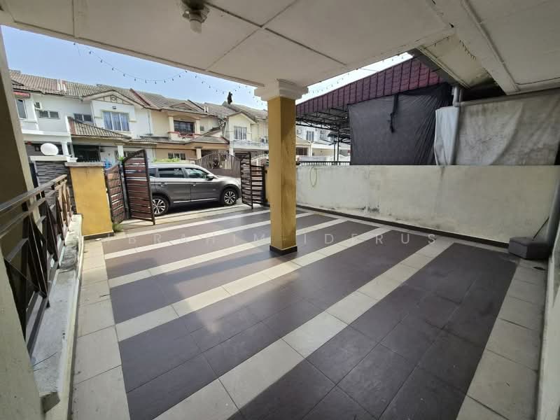 2-storey Terraced House for Rent in Rawang (Selangor) - Ibrahim Iderus - Exterior - PropertyGuru.com.my