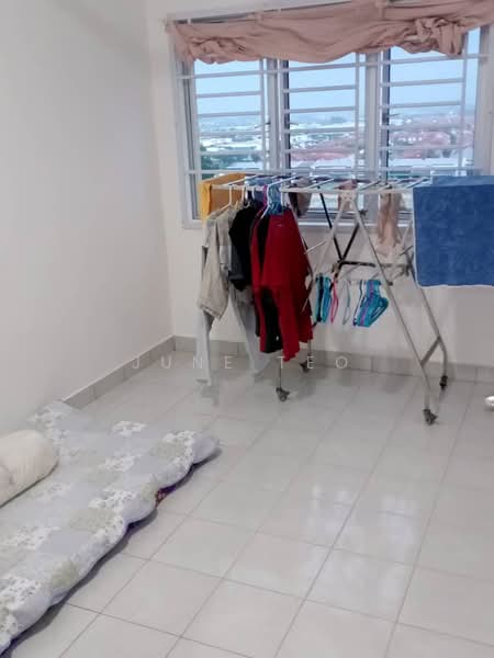 Servis Apartment untuk Disewa di Residensi Taman Pelangi Indah - June Teo - Bedroom - PropertyGuru.com.my