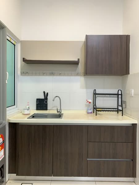 Servis Apartment untuk Disewa di Mesahill - Joan Loh - Kitchen - PropertyGuru.com.my