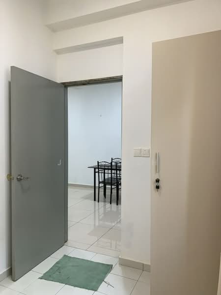 Servis Apartment untuk Disewa di Mesahill - Joan Loh - Dining Room - PropertyGuru.com.my