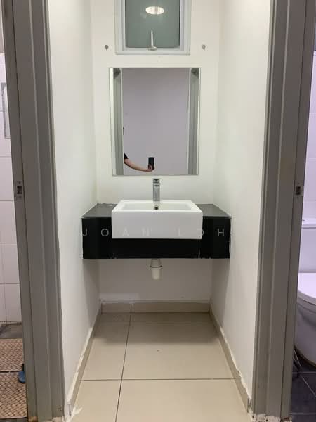 Servis Apartment untuk Disewa di Mesahill - Joan Loh - Bathroom - PropertyGuru.com.my