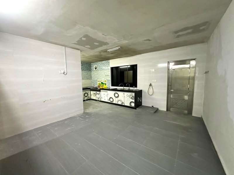 1-storey Terraced House for Sale in Taman Molek (Johor Bahru) - CS Tan - Kitchen - PropertyGuru.com.my