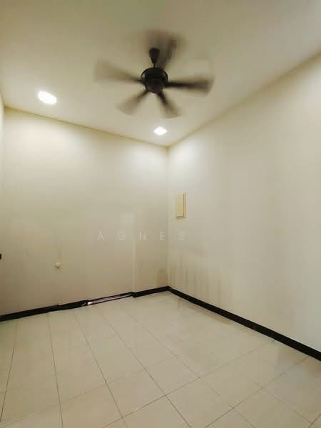 Rumah Teres 2 Tingkat untuk Dijual di Setia Tropika (Johor Bahru) - Agnes . - PropertyGuru.com.my