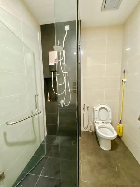 Apartment for Rent at Eco Nest @ Eco Botanic - Foo Jun Tao - Bathroom - PropertyGuru.com.my