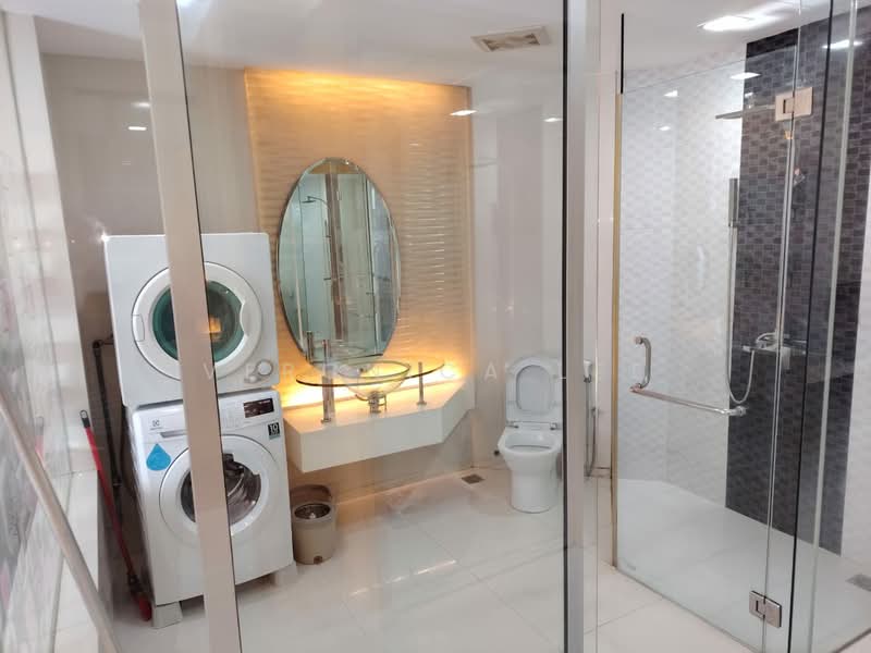 Servis Apartment untuk Disewa di Pertama Residency - Veronica Lee - Bathroom - PropertyGuru.com.my