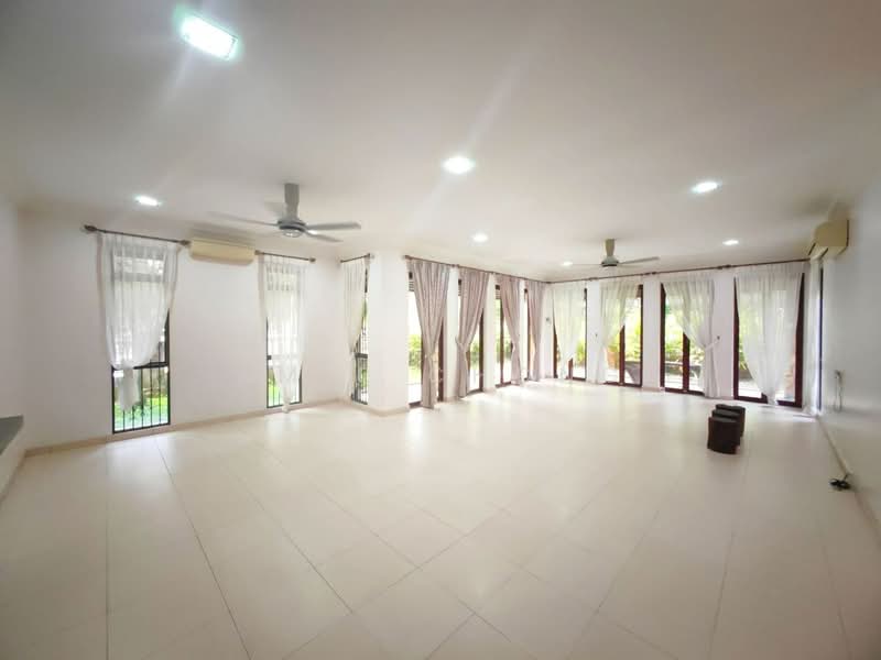 Bungalow for Rent in Meru Valley (Ipoh) - Amie Chong - Living Room - PropertyGuru.com.my