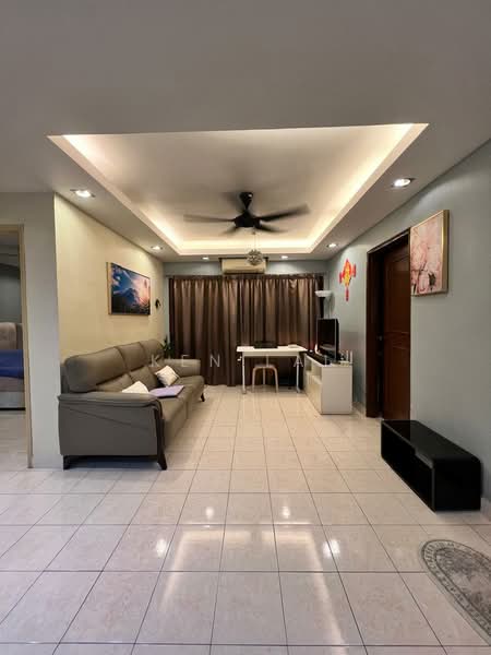Kondominium untuk Dijual di Palm Spring @ Damansara - Ken Lai - Living Room - PropertyGuru.com.my