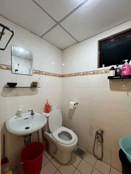 Kondominium untuk Dijual di Palm Spring @ Damansara - Ken Lai - Bathroom - PropertyGuru.com.my