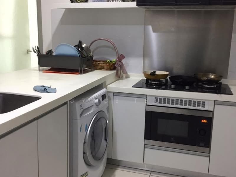 Servis Apartment untuk Dijual di Sutera Avenue - Grace Teo - Kitchen - PropertyGuru.com.my