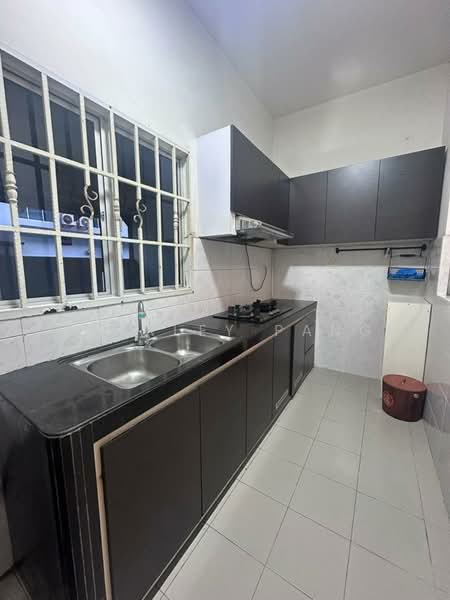 2-storey Terraced House for Sale in Setia Eco Gardens (Gelang Patah) - Shirley Pang - Kitchen - PropertyGuru.com.my