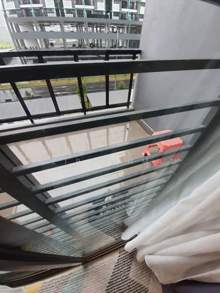 Kondominium untuk Dijual di Residensi Zamrud - Azira Ahmad - Balcony - PropertyGuru.com.my