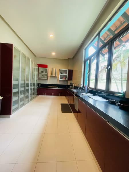 Bungalow for Rent in Taman U Thant (Ampang) - Michelle Tan - Kitchen - PropertyGuru.com.my