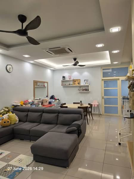 2-storey Terraced House for Sale in Bandar Puteri Puchong (Puchong) - Chloe Wai - Living Room - PropertyGuru.com.my