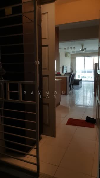 Kondominium untuk Dijual di Perdana Emerald - Raymond Tan - Living Room - PropertyGuru.com.my